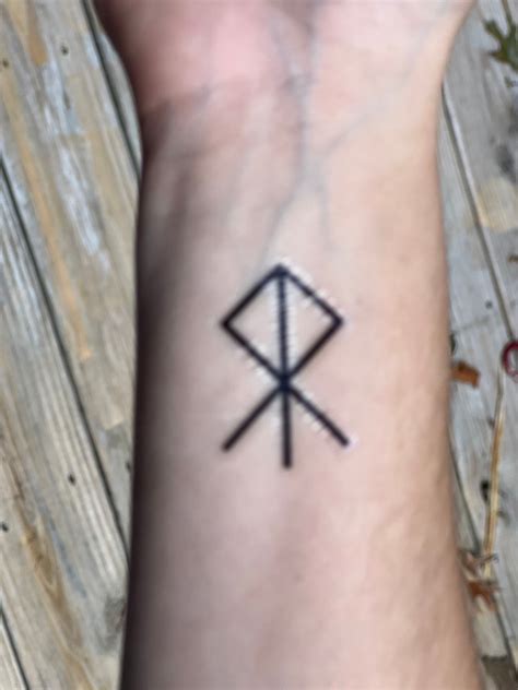 The Othala Rune Tattoo as a Symbol of Nostalgia and Longing